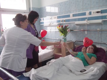 „Fii bun, oricum! Arată că-ţi pasă!”, îndemnul Arimex Comexim 2000